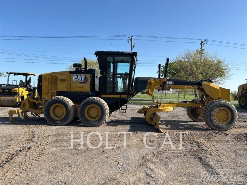 CAT 140 AWD Gréderek
