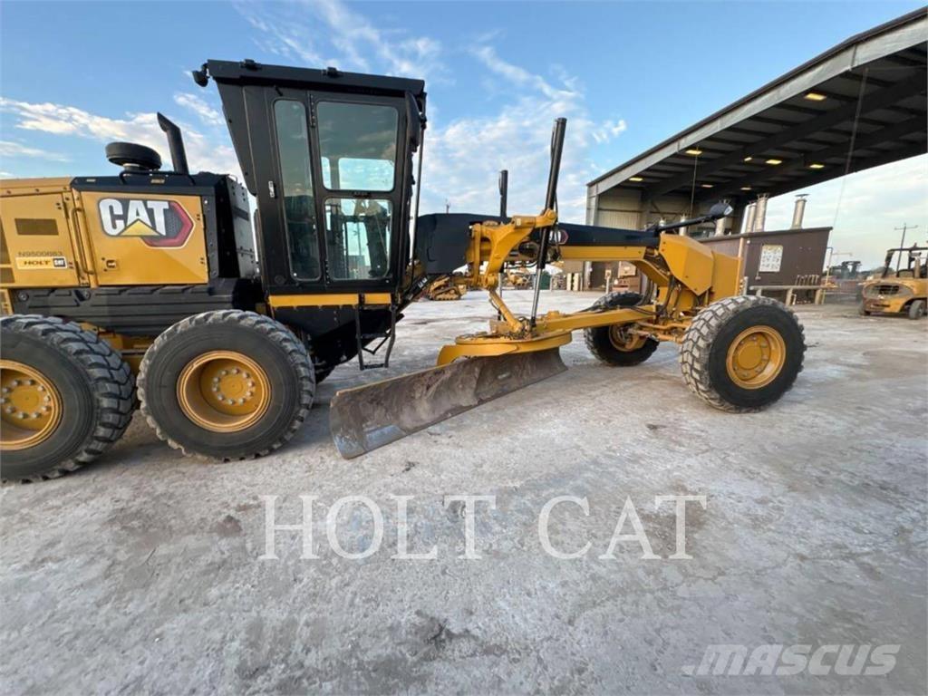CAT 140 AWD Gréderek