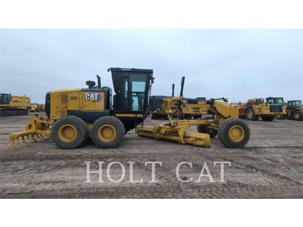 CAT 140 AWD Gréderek