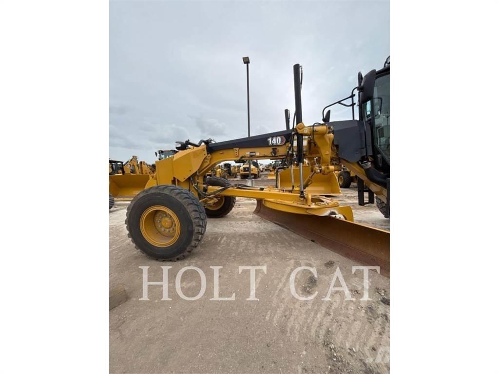 CAT 140 JOY3 Gréderek