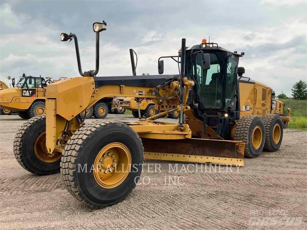CAT 140 M2 Gréderek