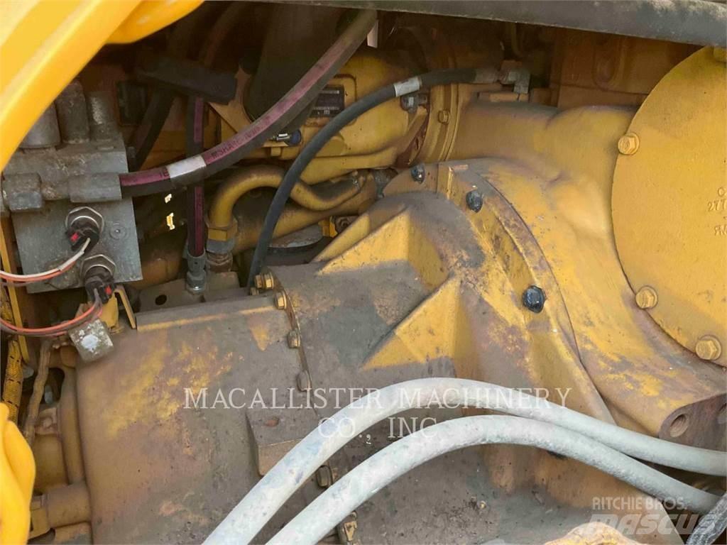 CAT 140 M2 Gréderek