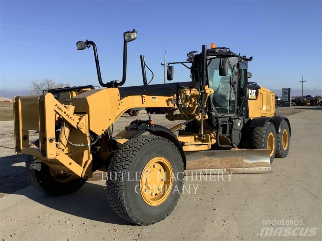 CAT 140 M3 Gréderek
