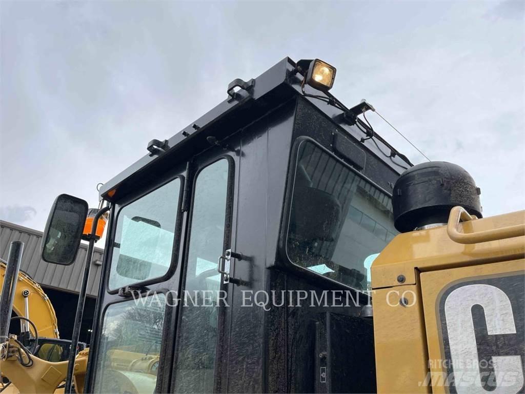 CAT 140GC Gréderek