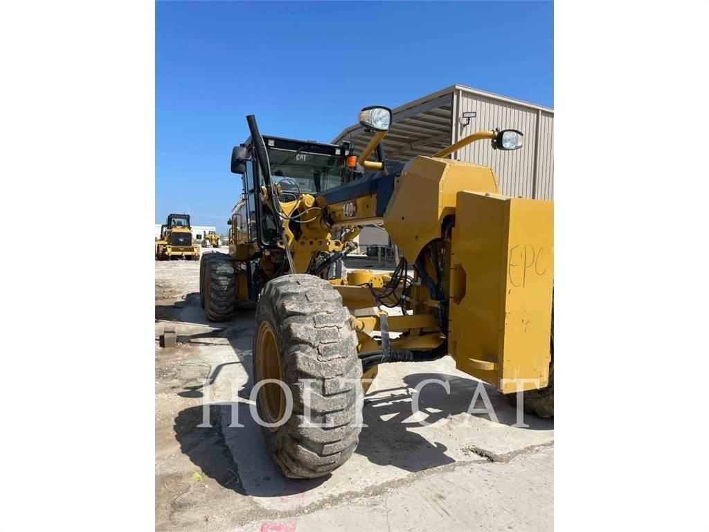 CAT 140GC AWD Gréderek