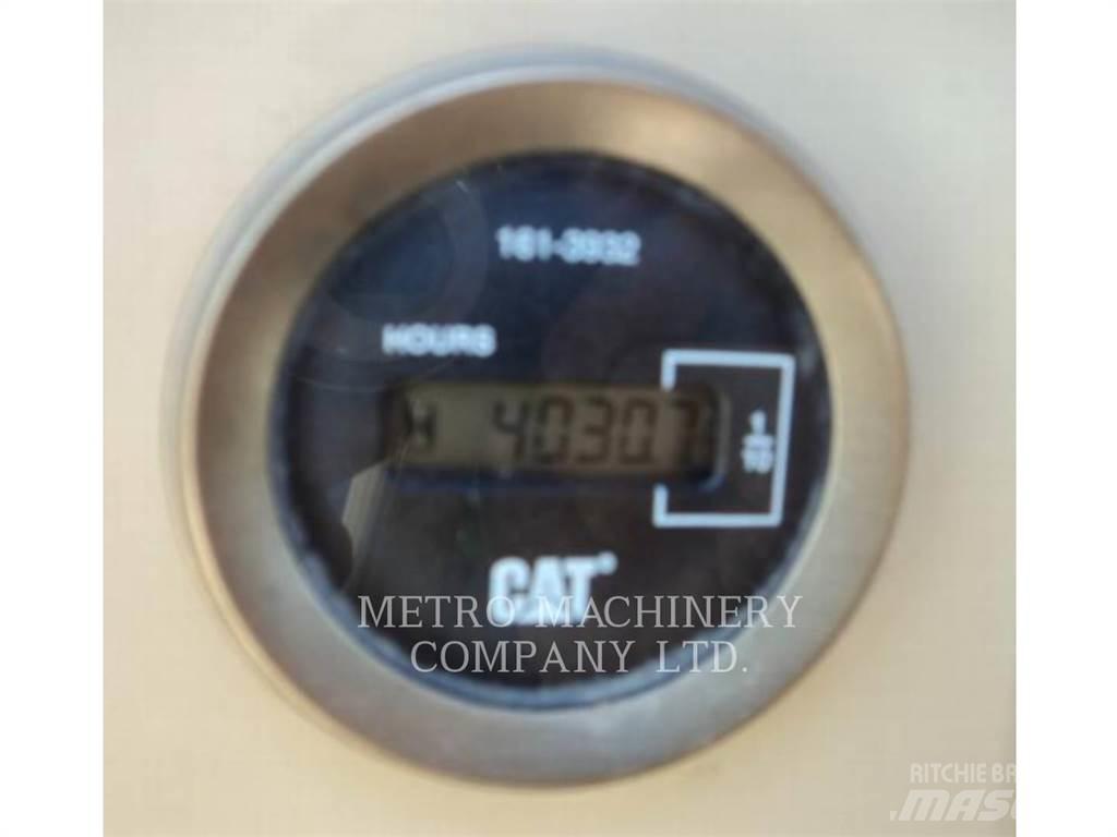 CAT 140K Gréderek