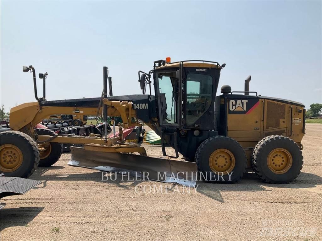 CAT 140M Gréderek