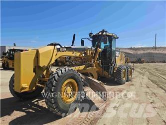 CAT 140M Gréderek