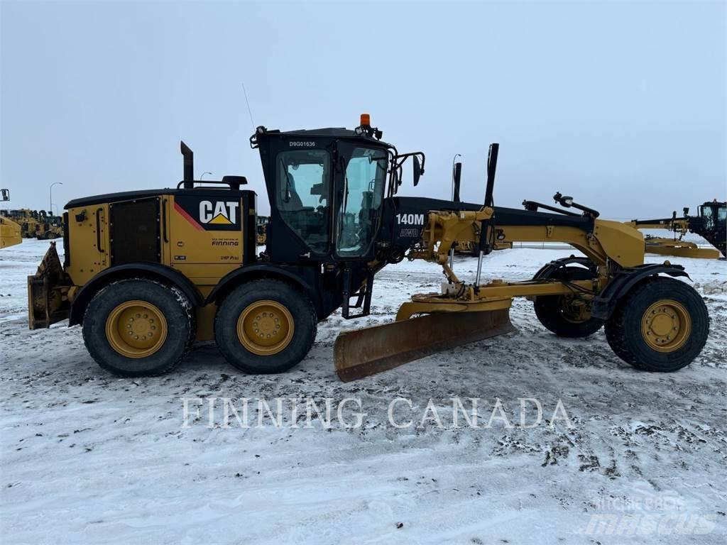 CAT 140M Gréderek