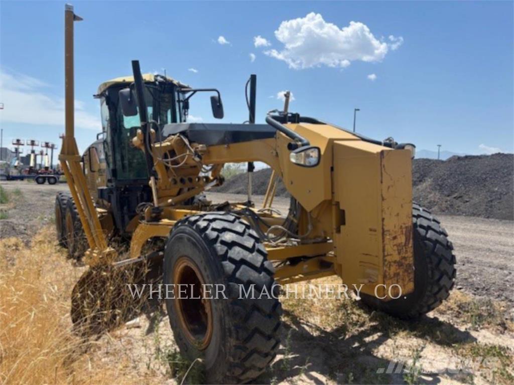 CAT 140M Gréderek