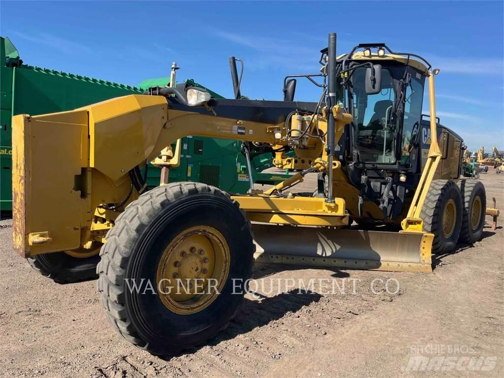 CAT 140M Gréderek