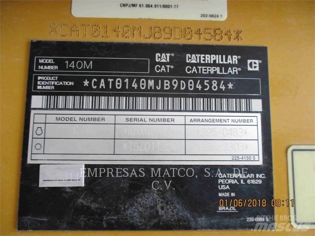 CAT 140M Gréderek