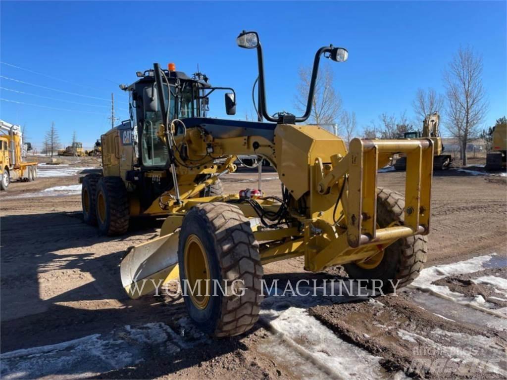 CAT 140M 2 Gréderek