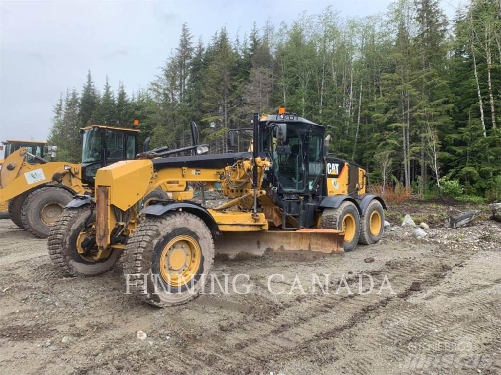 CAT 140M AWD Gréderek