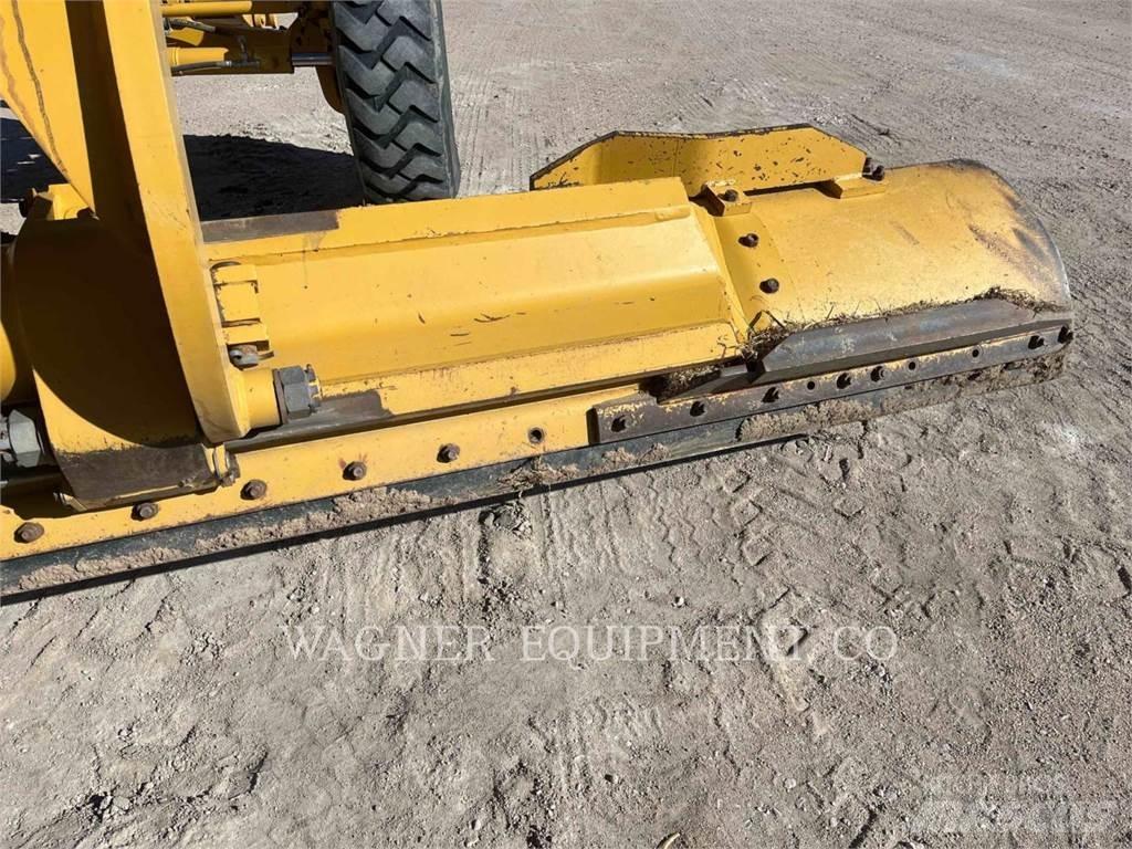 CAT 140M VHP+ Gréderek