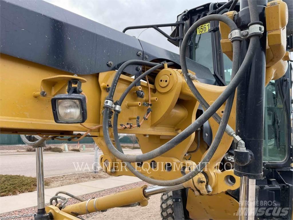 CAT 140M2 Gréderek