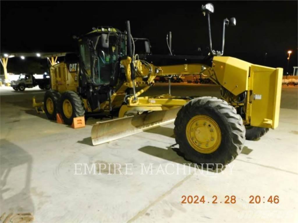 CAT 140M2 AWD Gréderek
