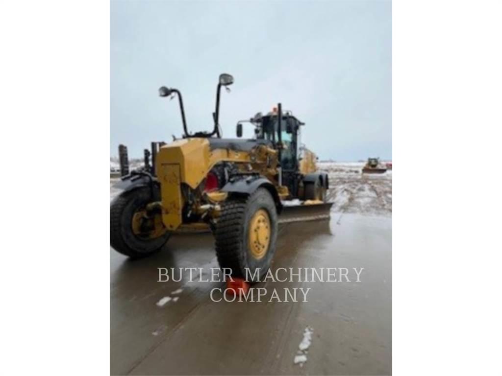CAT 140M2AWD Gréderek