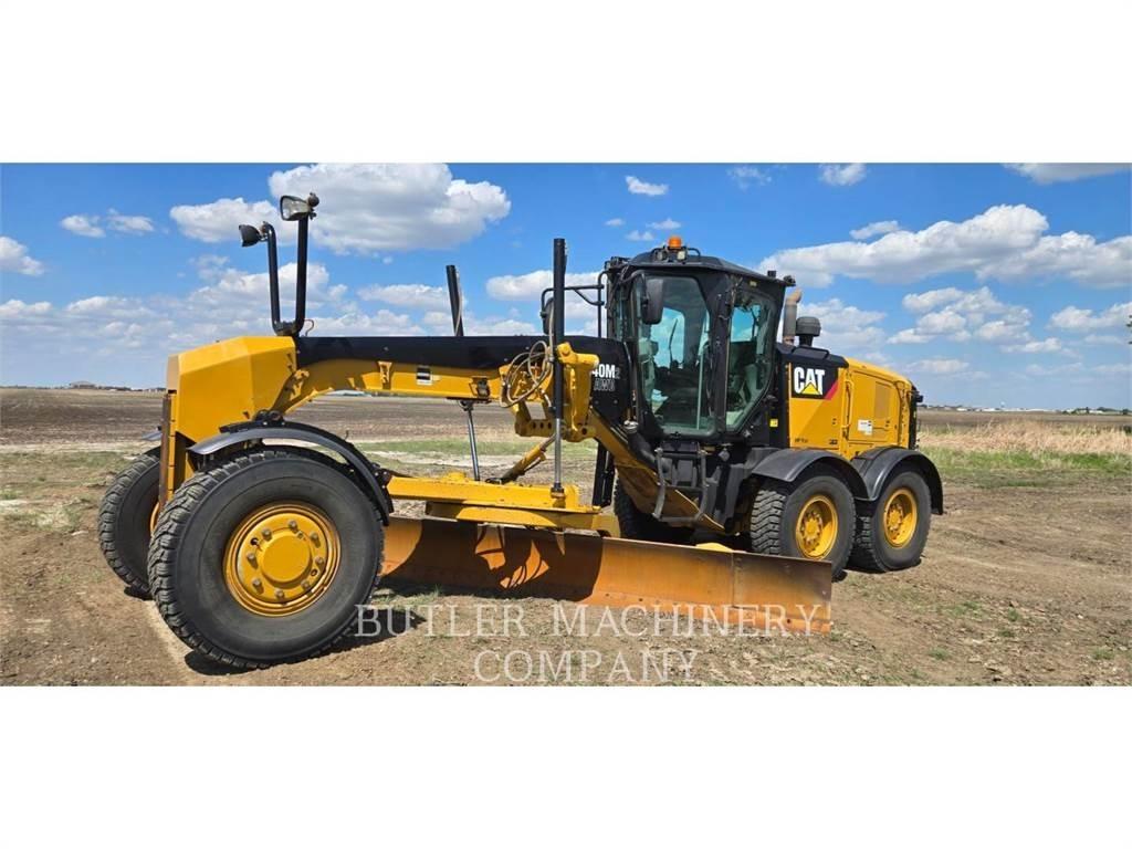 CAT 140M2AWD Gréderek