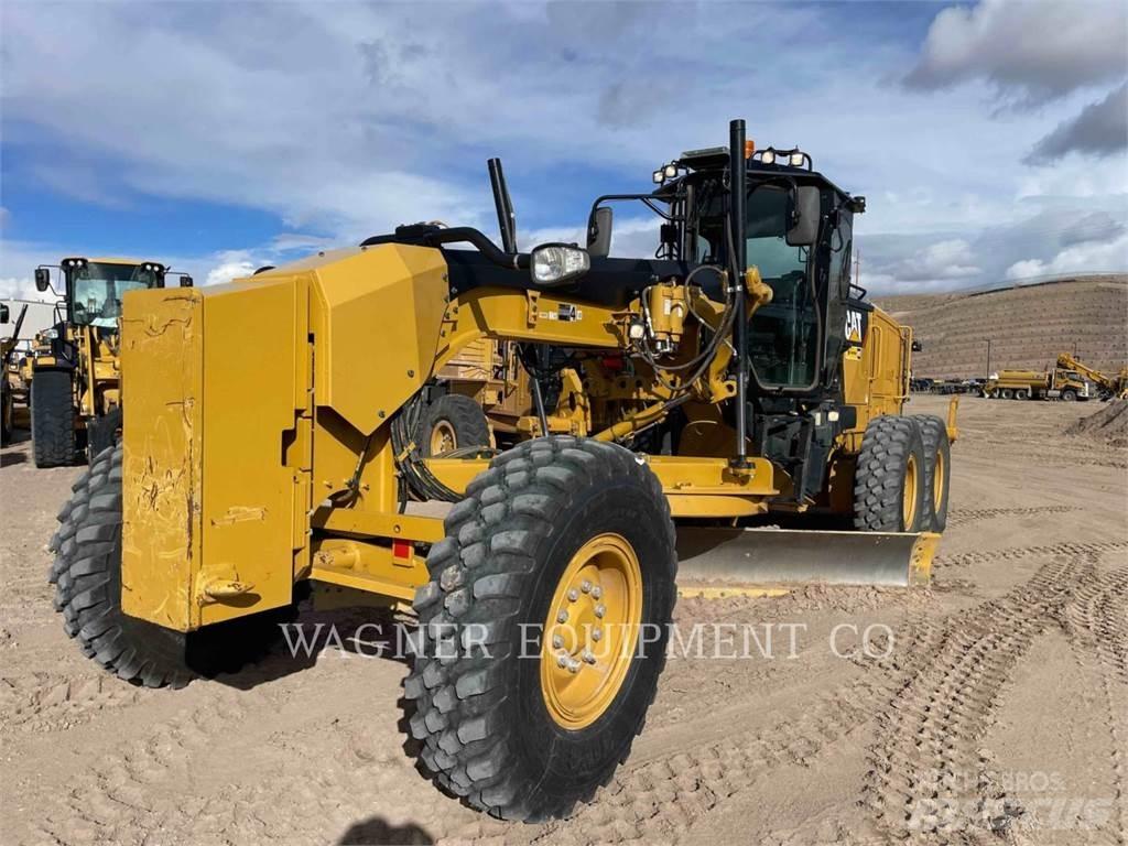 CAT 140M3 Gréderek