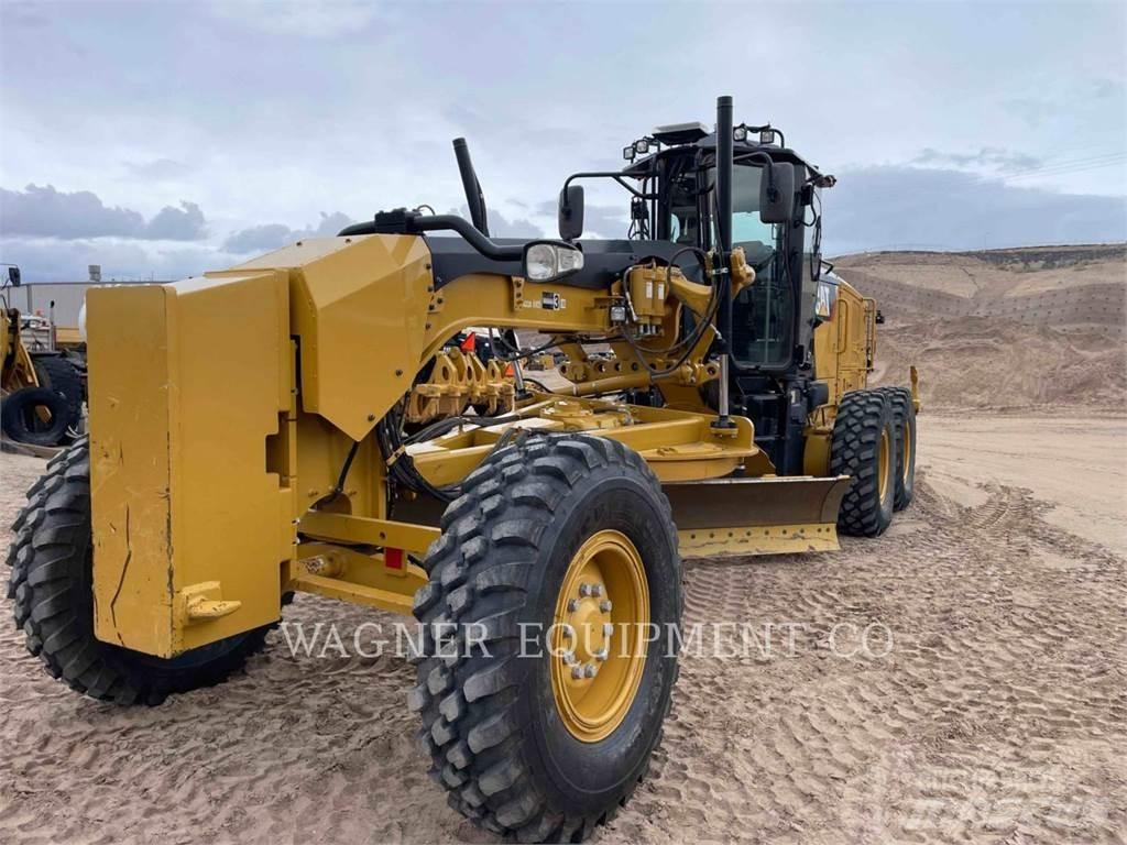 CAT 140M3 Gréderek
