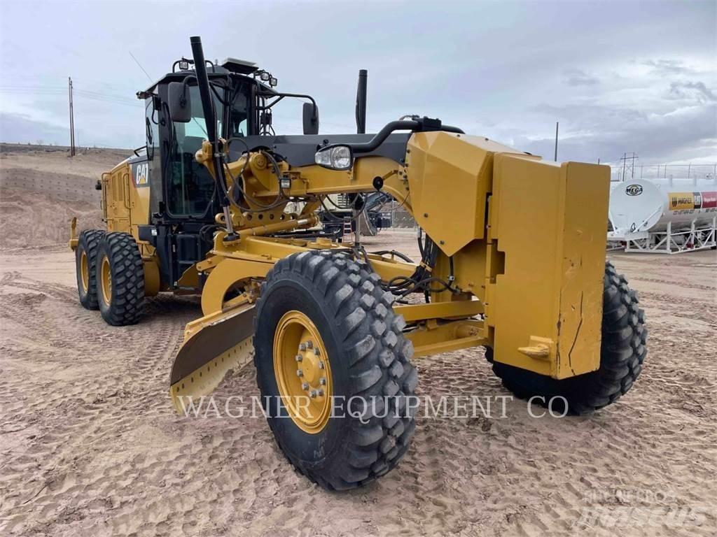 CAT 140M3 Gréderek