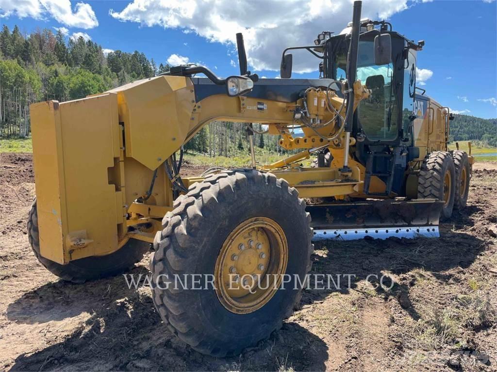 CAT 140M3 Gréderek