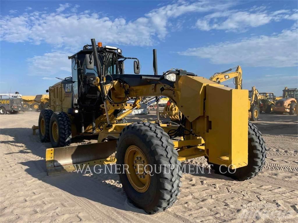 CAT 140M3 Gréderek