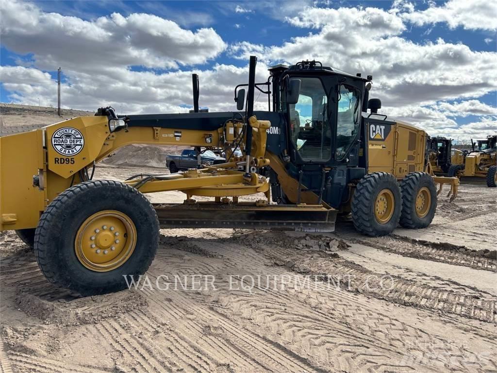 CAT 140M3 Gréderek