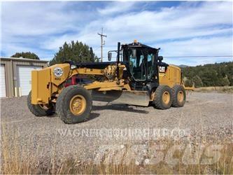 CAT 140M3 Gréderek