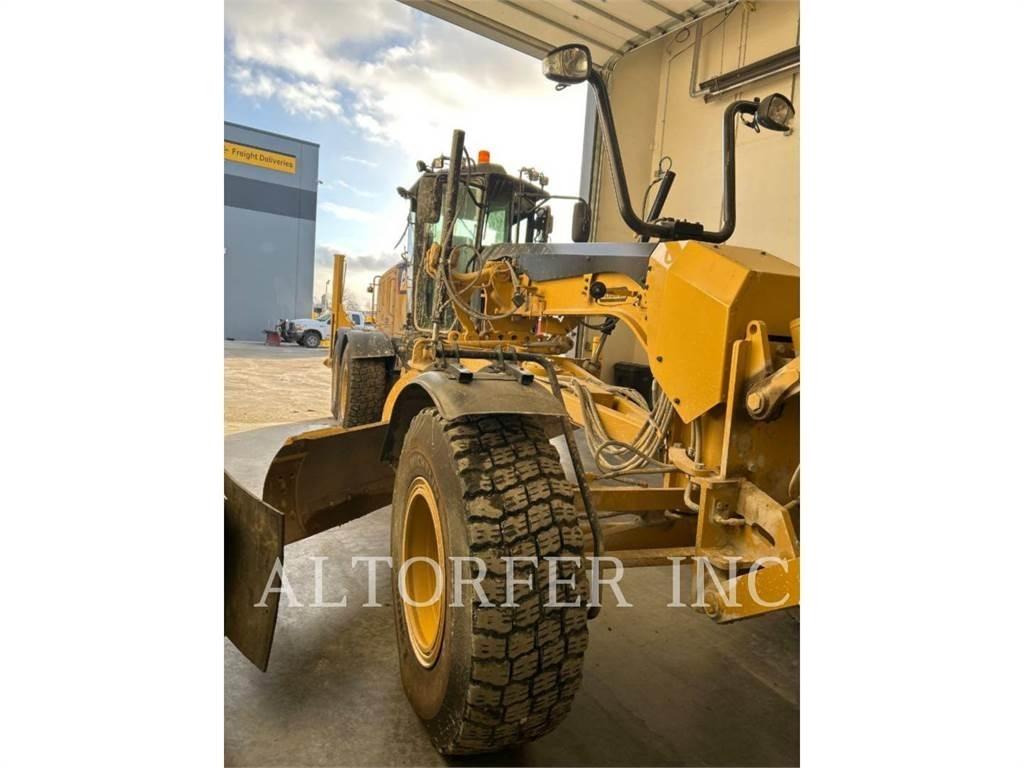 CAT 140M3 Gréderek