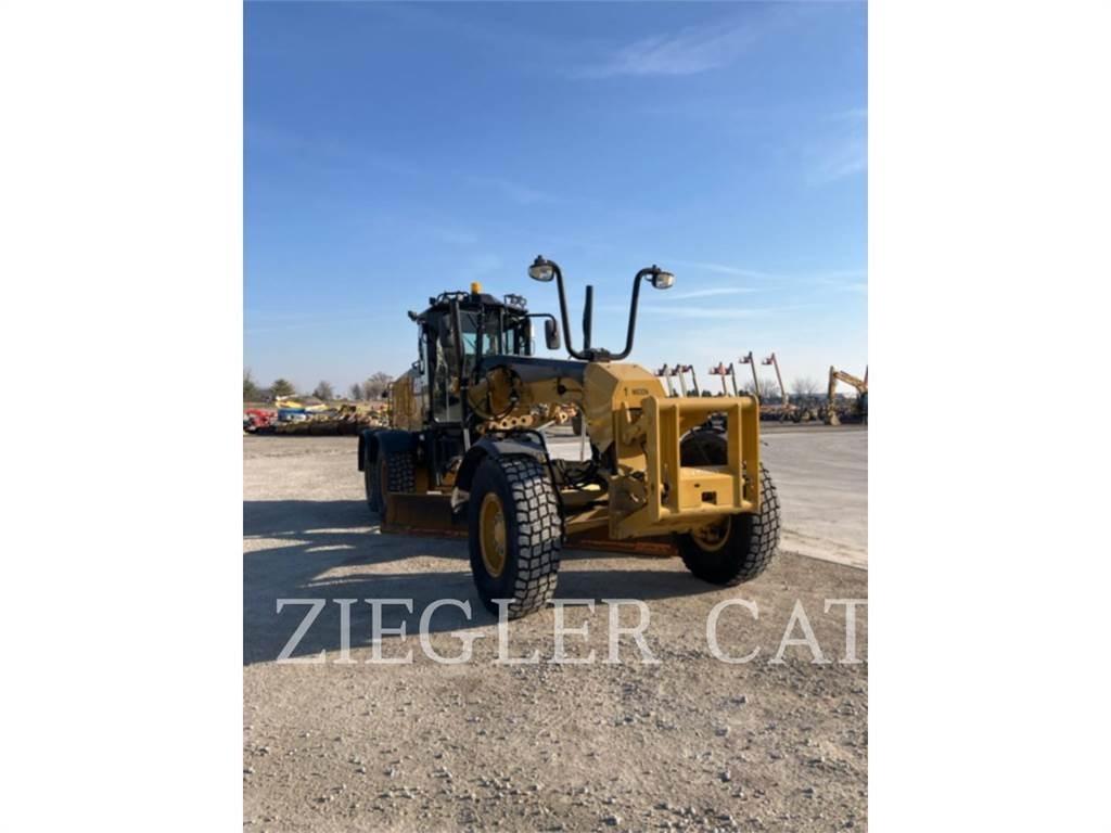 CAT 140M3 Gréderek