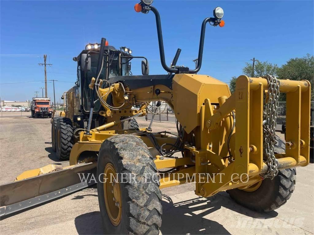 CAT 140M3 Gréderek