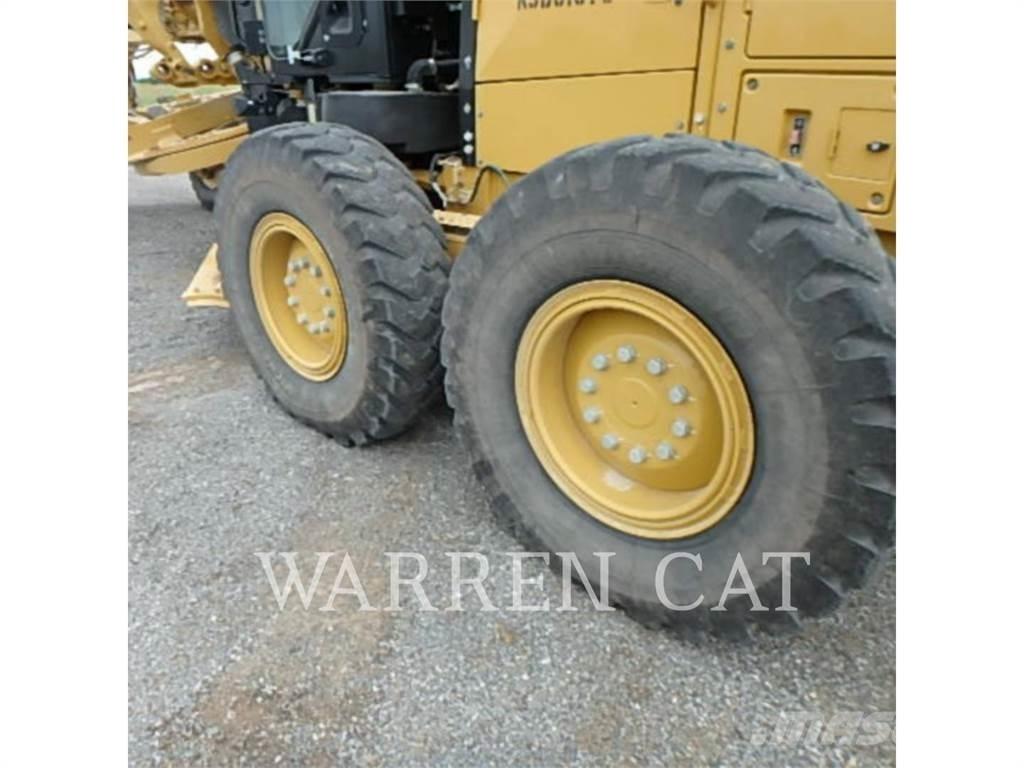 CAT 140M3 Gréderek