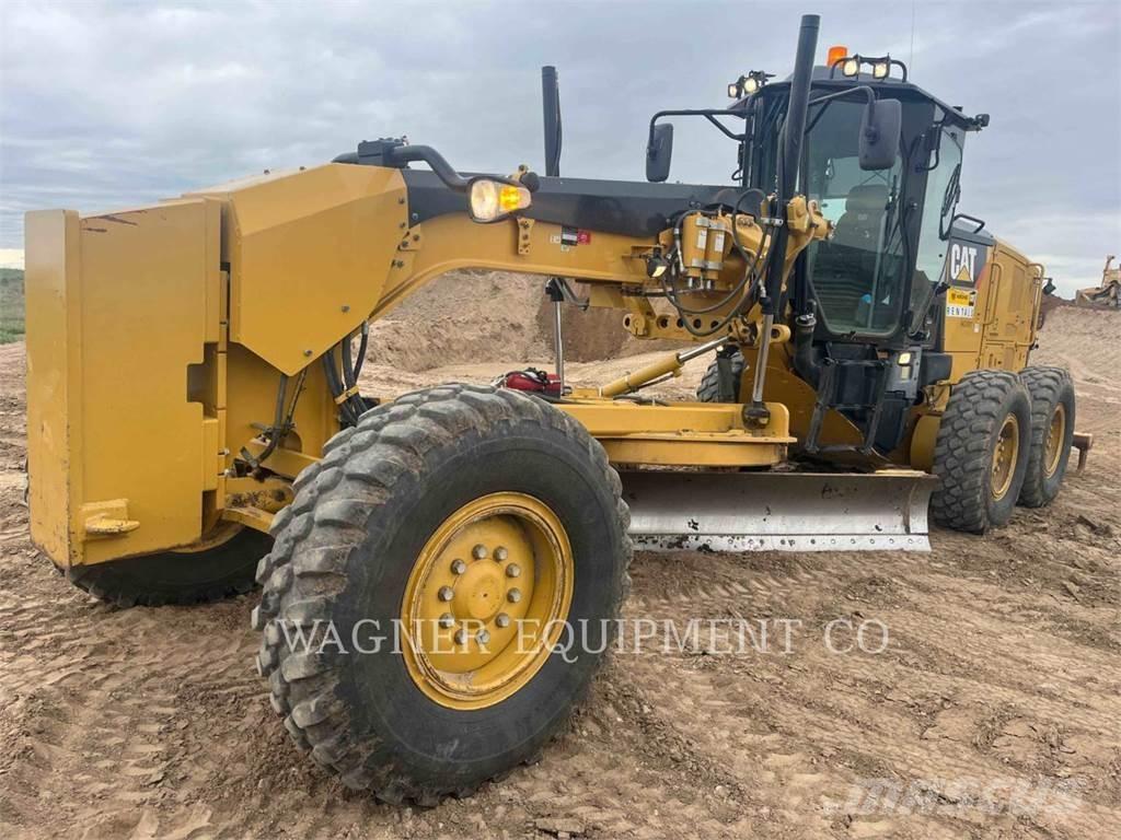 CAT 140M3 Gréderek