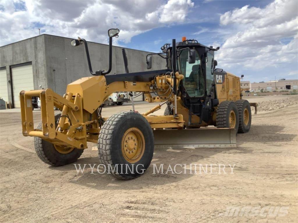 CAT 140M3 Gréderek