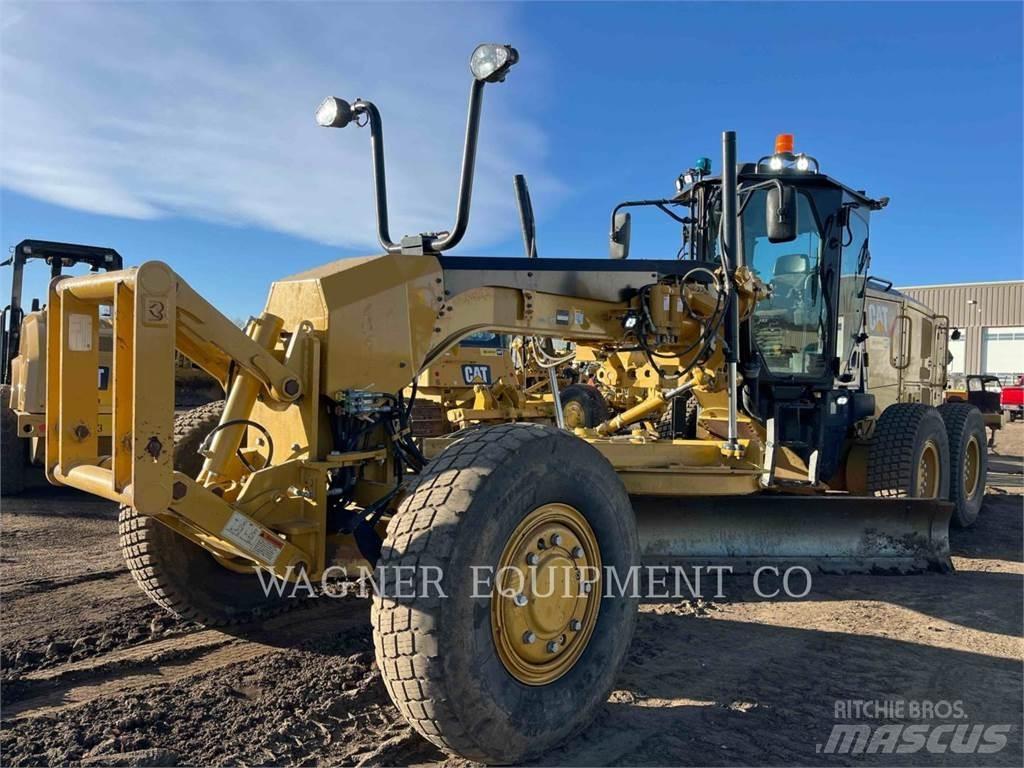 CAT 140M3 AWD Gréderek