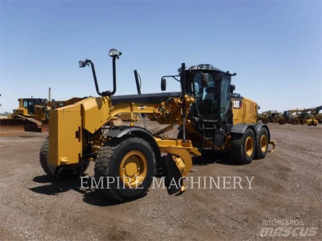 CAT 140M3 AWD Gréderek