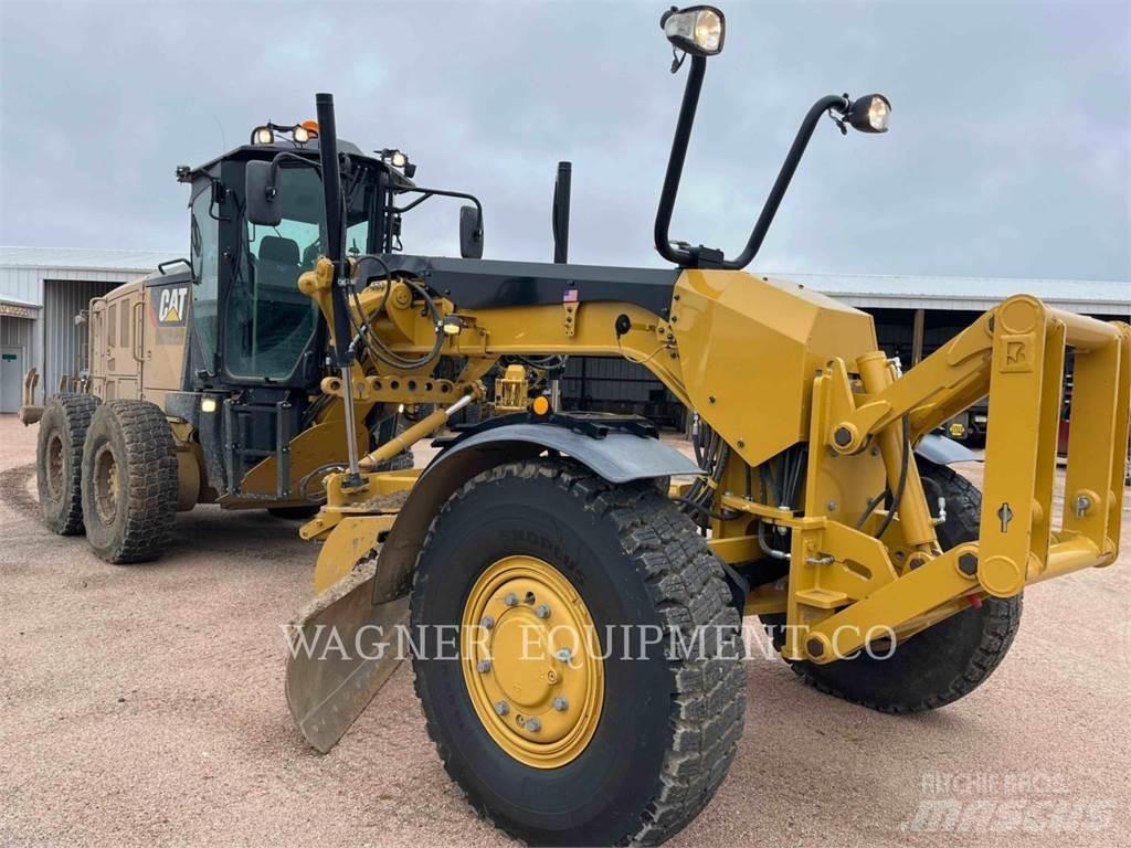 CAT 140M3 AWD Gréderek
