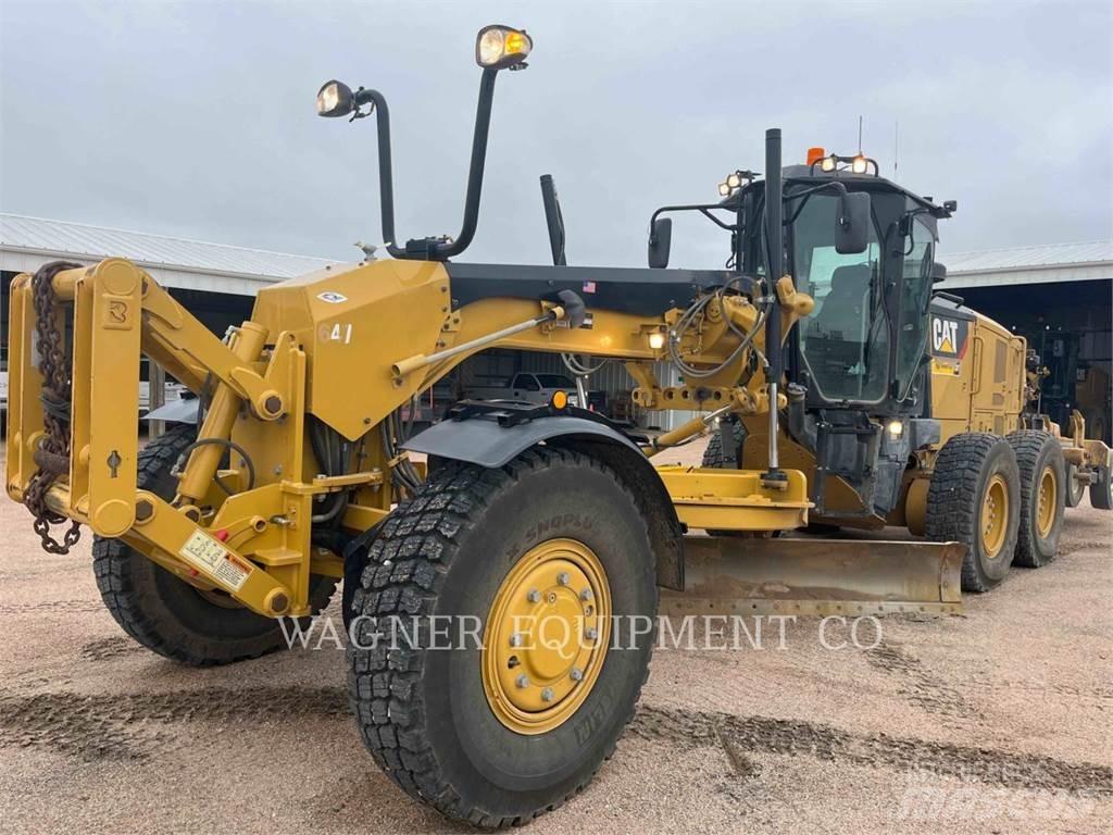 CAT 140M3 AWD Gréderek
