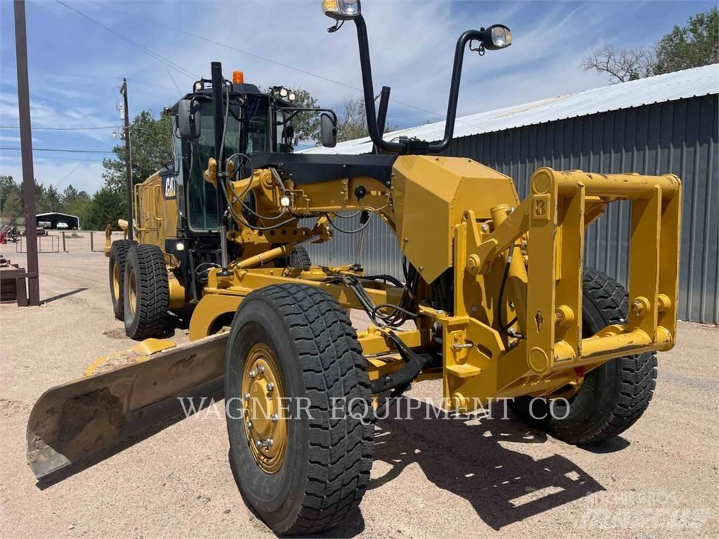 CAT 140M3 AWD Gréderek
