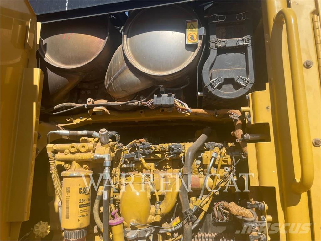 CAT 140M3 AWD Gréderek