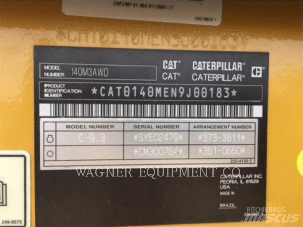 CAT 140M3 AWD Gréderek