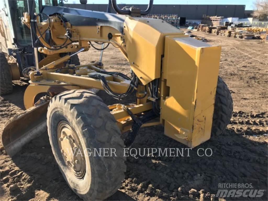 CAT 140M3 AWD Gréderek