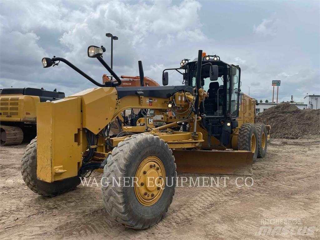 CAT 140M3 AWD Gréderek