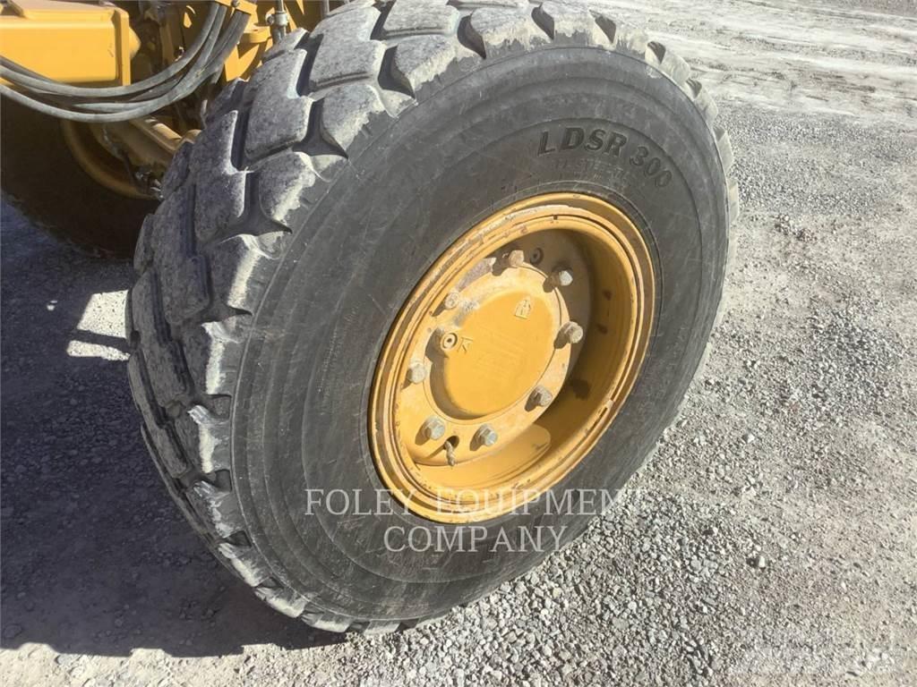 CAT 140M3AW Gréderek