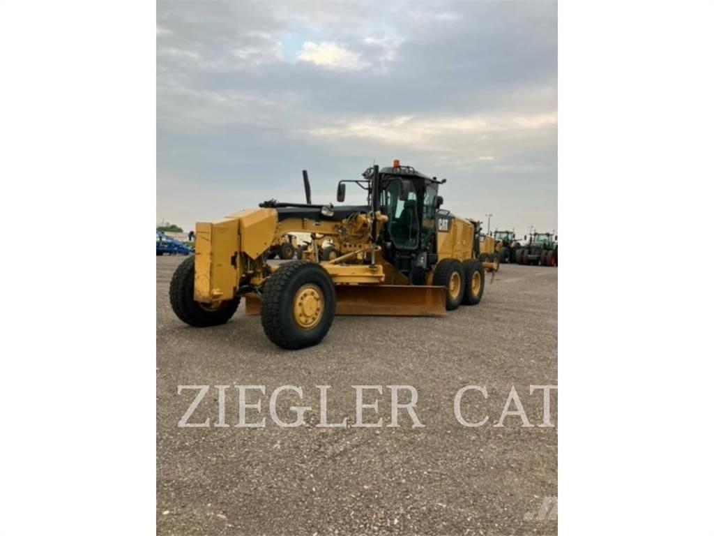 CAT 140M3AWD Gréderek