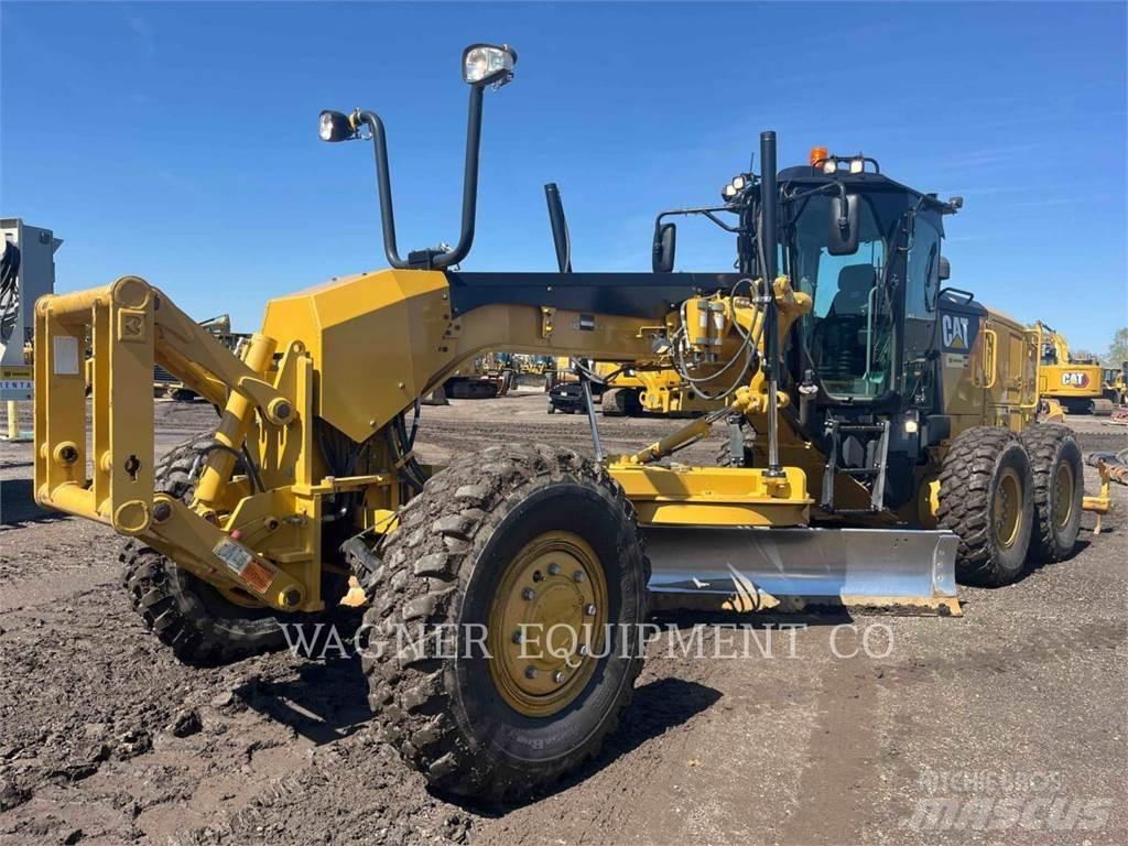 CAT 140M3AWD Gréderek