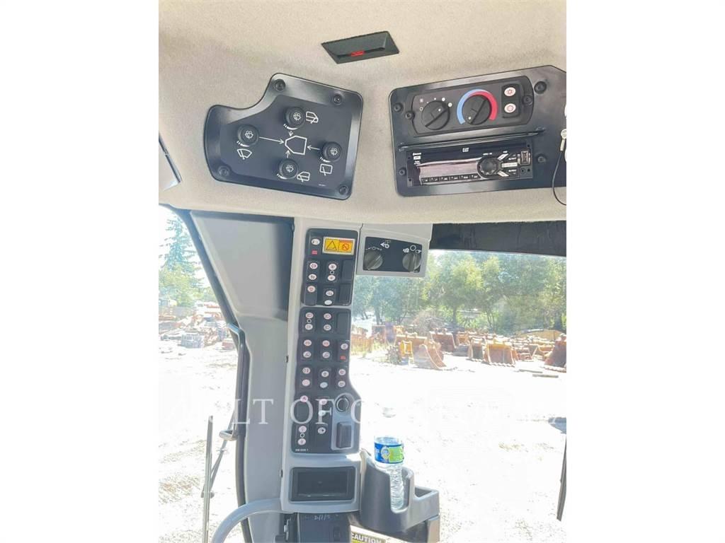 CAT 140M3AWD Gréderek