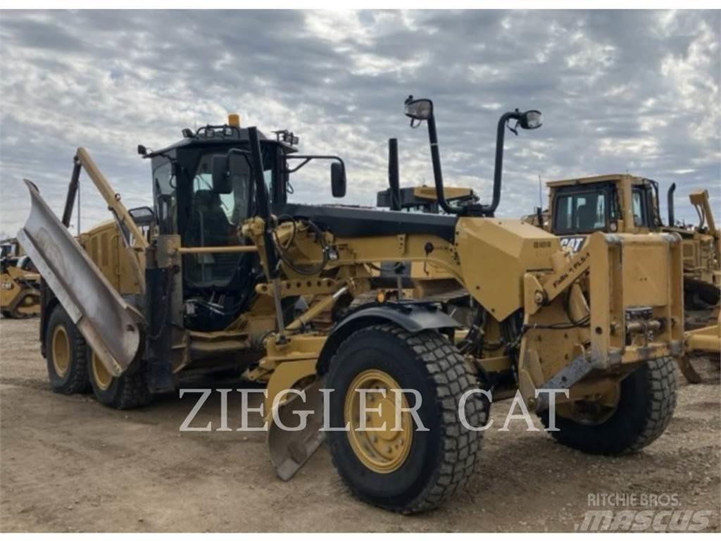 CAT 140M3AWD Gréderek